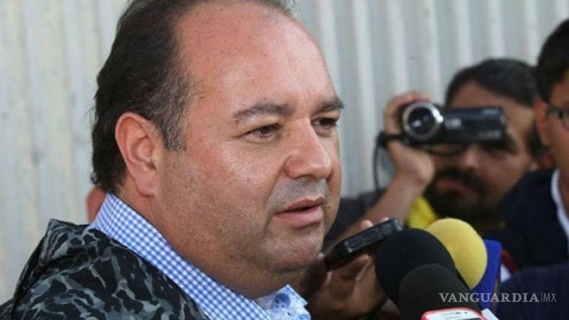 Amado Yáñez se defiende, solicita duplicidad de término constitucional