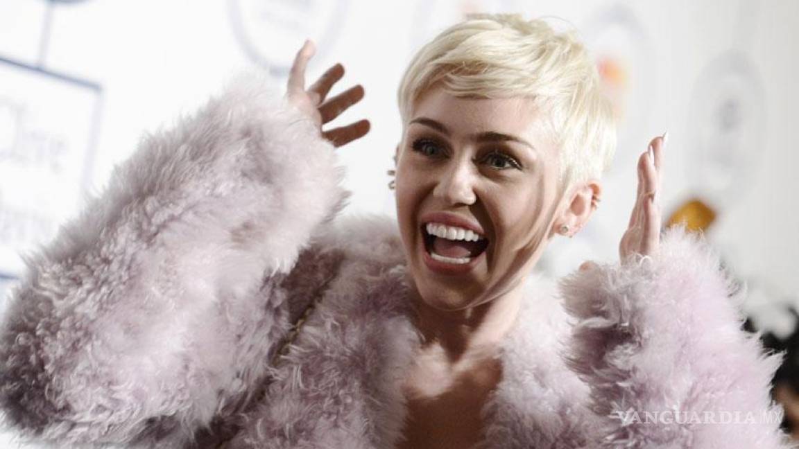 Miley Cyrus sale del hospital