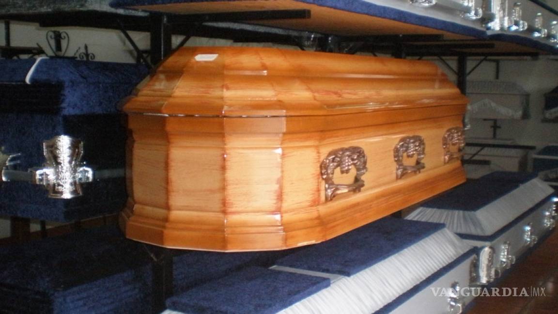 Mexicanos temen gastar en servicios funerarios