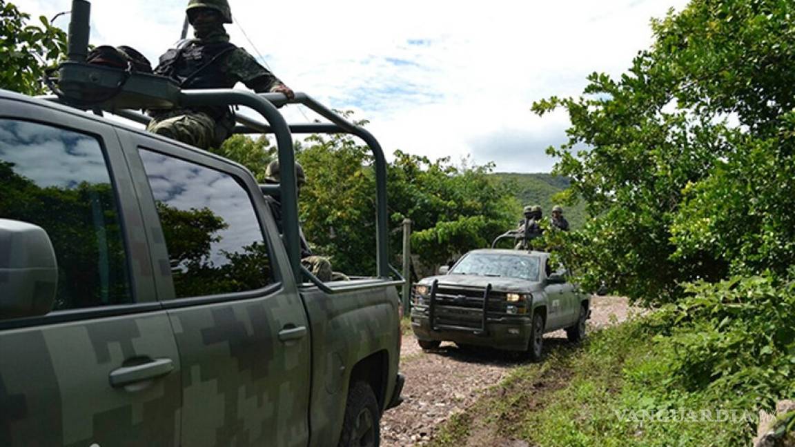 Comunitarios arriban a Chilpancingo; Ejército les pide retirarse