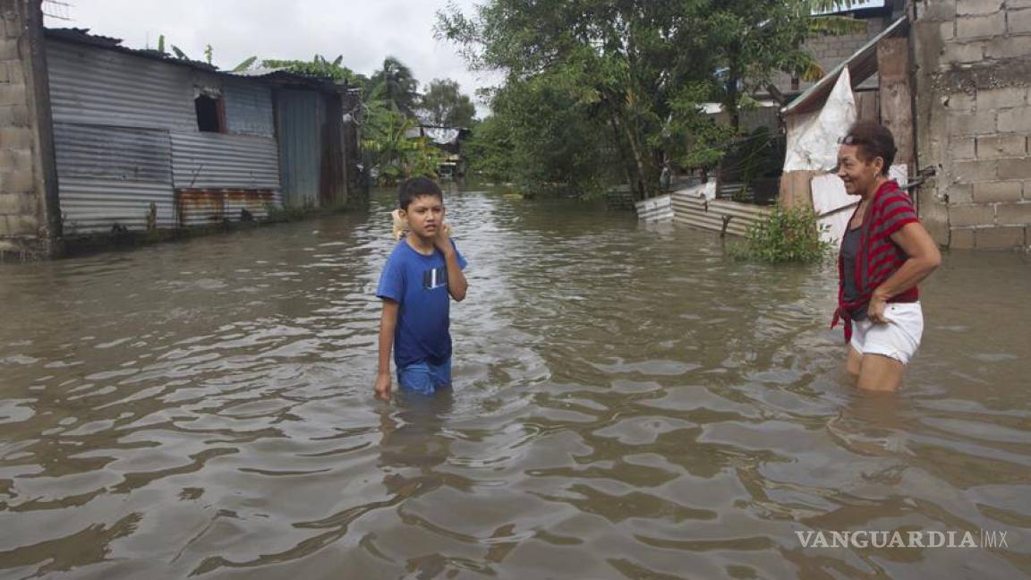 Damnificados por lluvias en Tabasco suman 52 mil