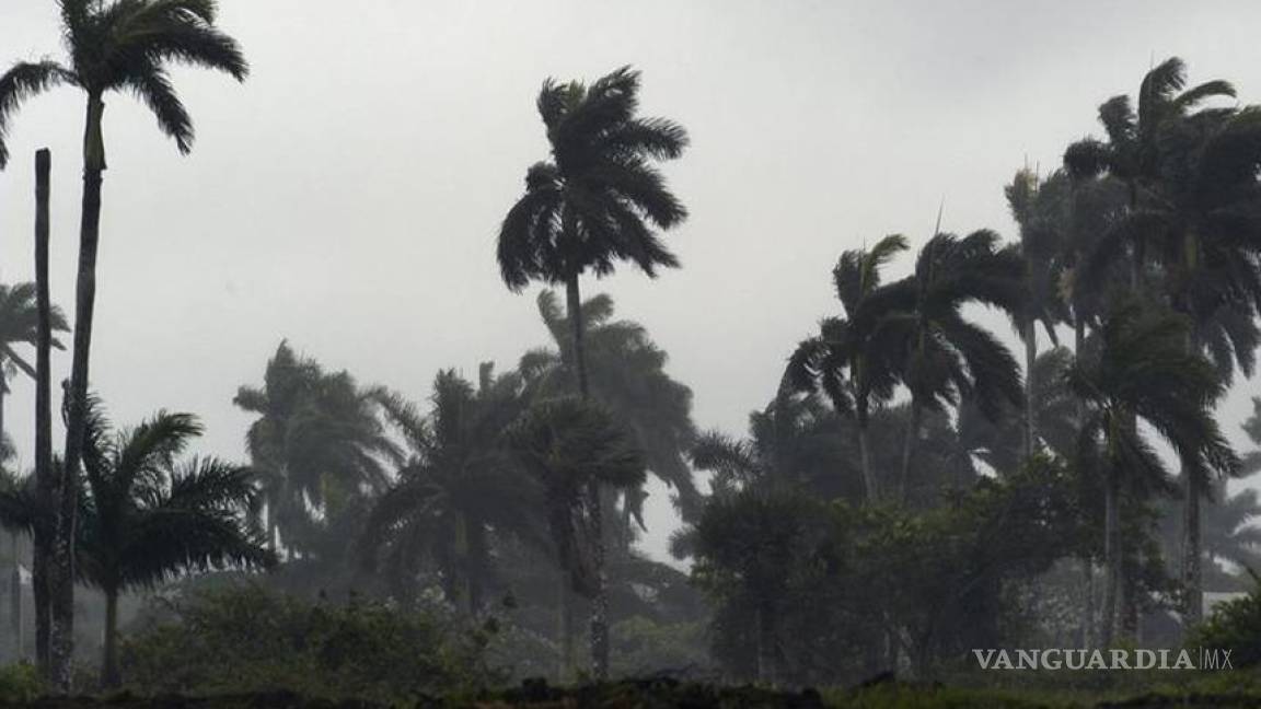 Alerta en Hawai por el paso de la tormenta Flossie