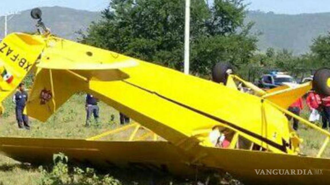 Se desploma avioneta en Santa Cruz Xoxocotlán, Oaxaca; hay dos heridos