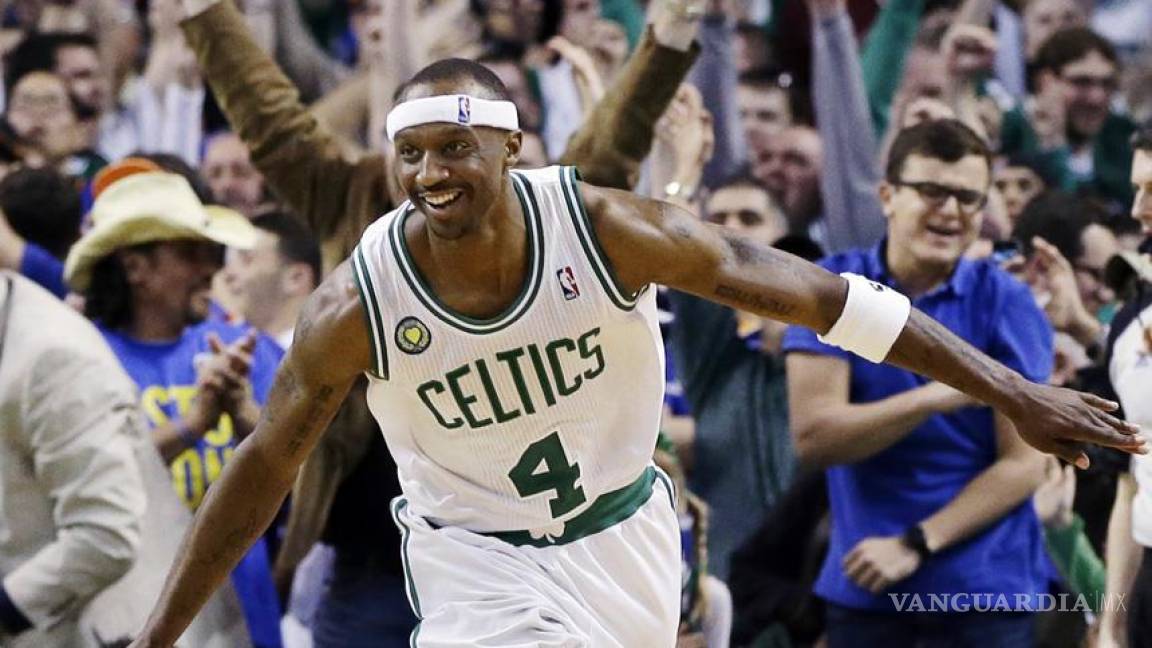 Wizards remontan y vencen a Celtics