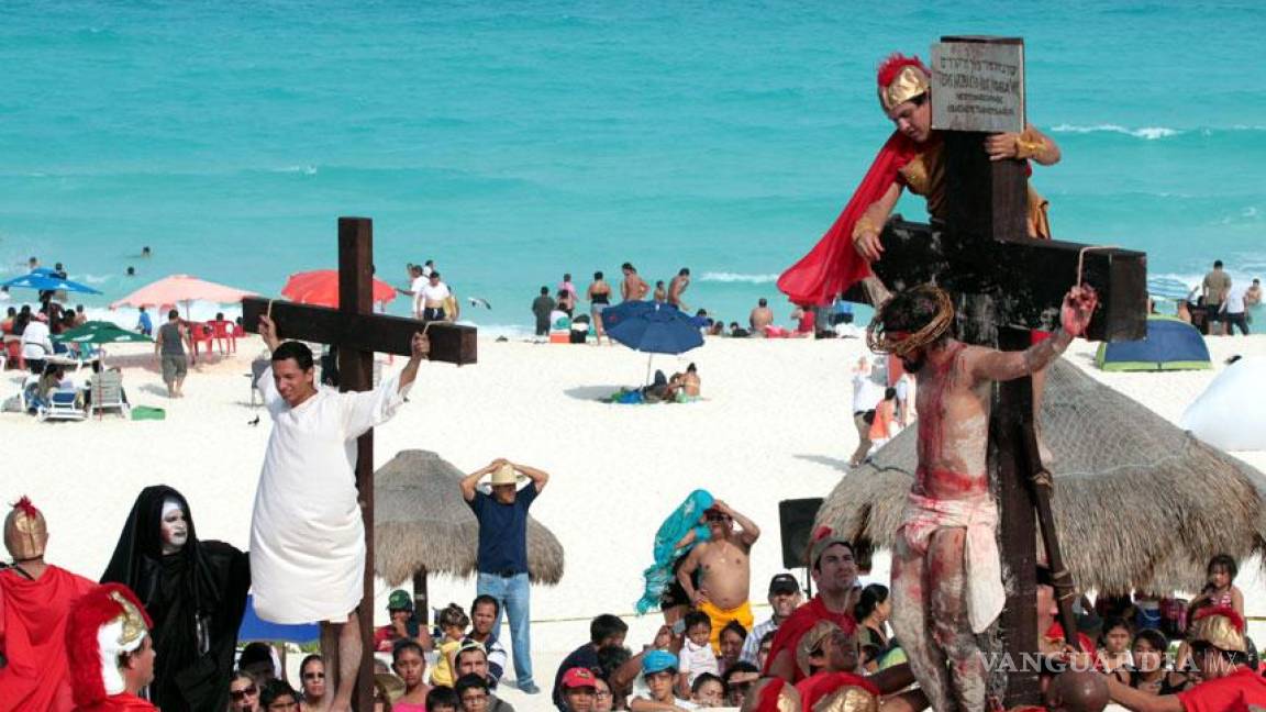 Tradición y fe adornan la Semana Santa mexicana