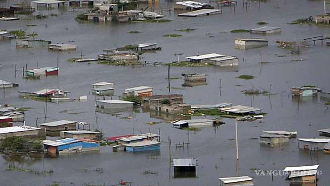Inundaciones por lluvias en Tabasco dejan 60 mil damnificados