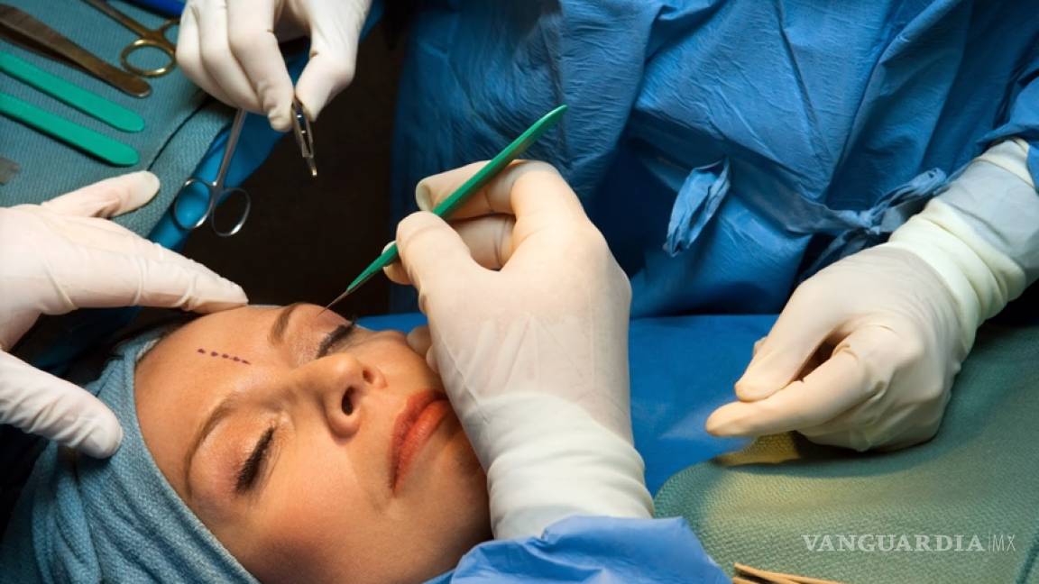 IFAI pide publicar número de muertes por cirugías estéticas