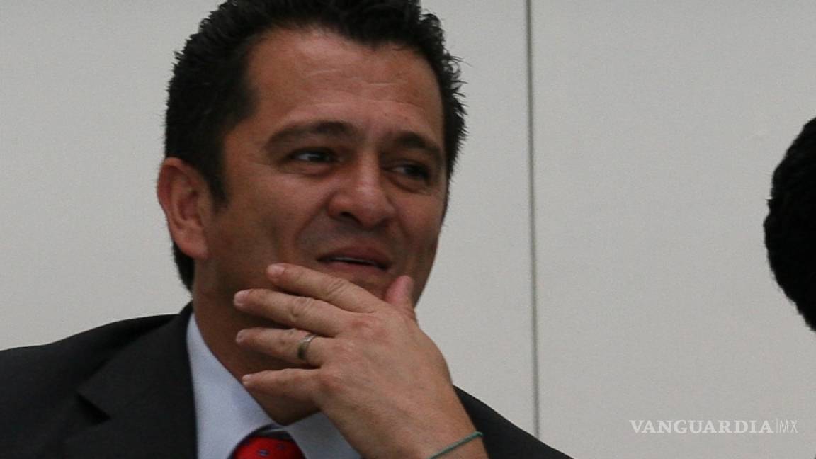Carlos Hermosillo lamenta llegada de Sergio Bueno a Cruz Azul