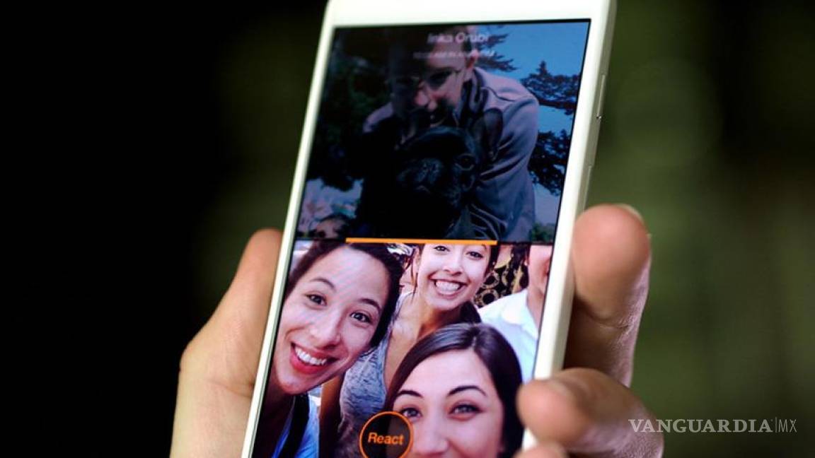 Facebook lanza Slingshot, app para enviar y recibir fotos que se autodestruyen