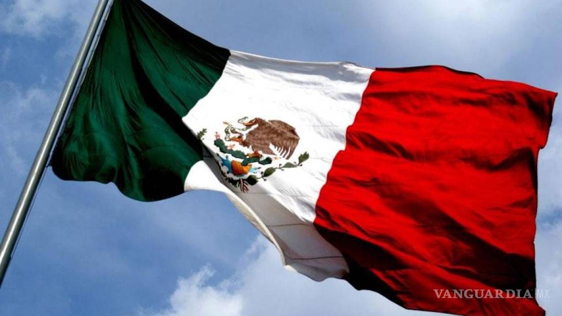 Empleados de consulados de México reclaman aumento