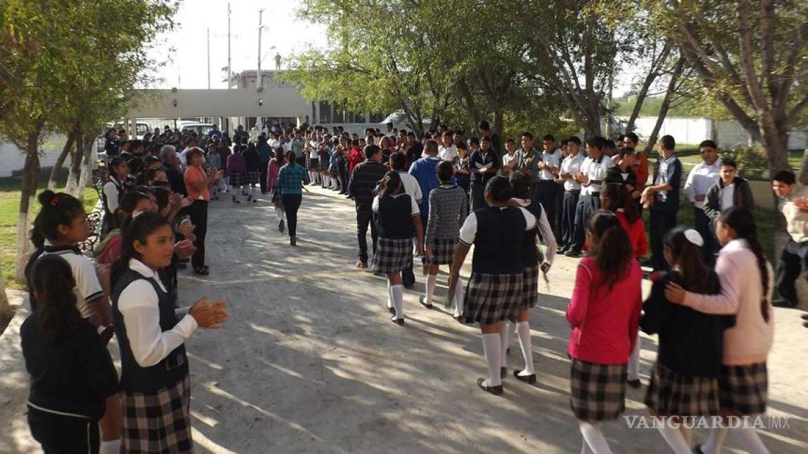 Aceptan a estudiantes de secundaria tras haber atentado contra su vida en Sabinas