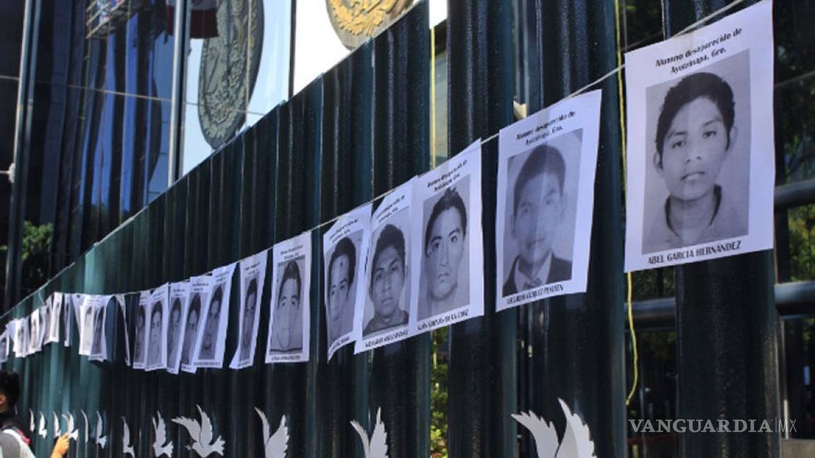 Padres de los normalistas desaparecidos piden ayuda a narco para hallarlos