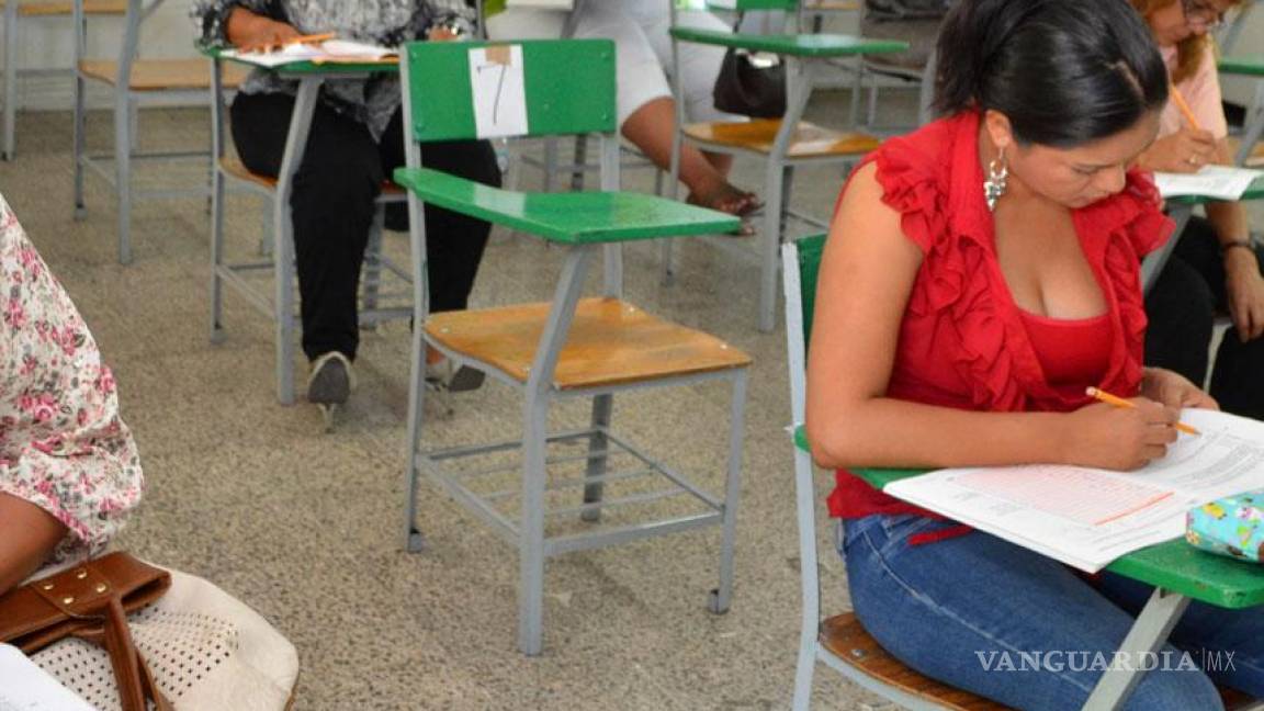 Retrasan resultado de exámenes para plazas de maestros