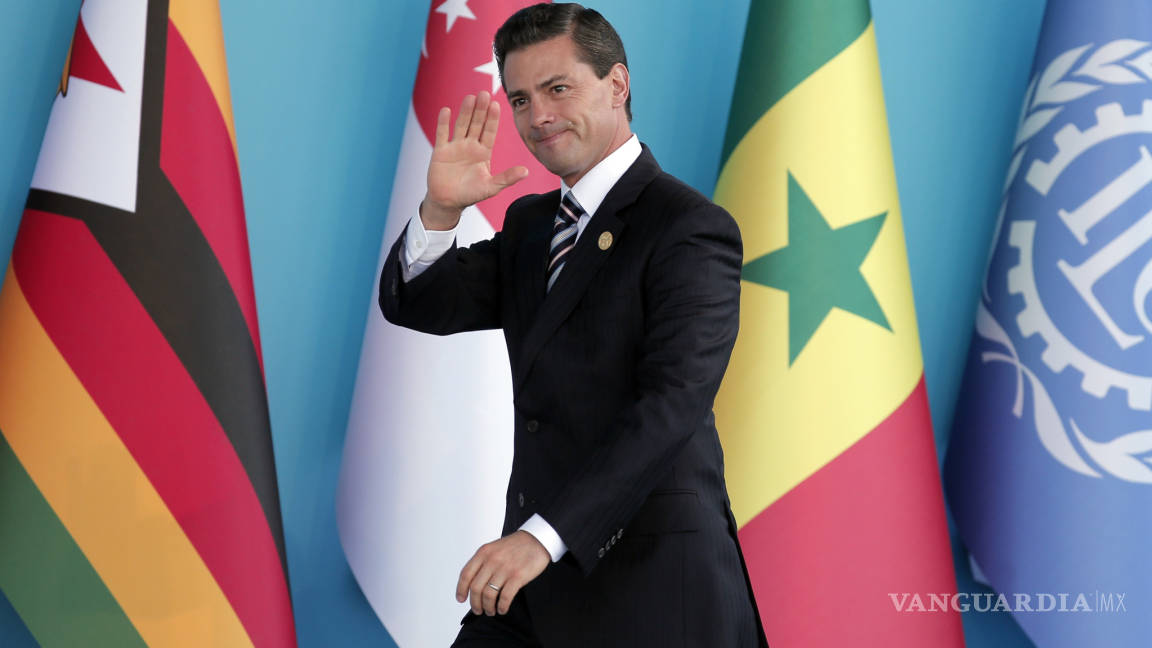Peña Nieto viaja a Francia para participar en COP21