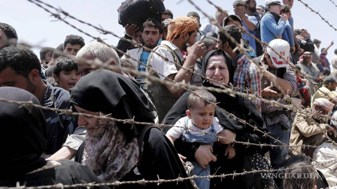 Canadá crea comisión especial para refugiar a 25 mil refugiados sirios