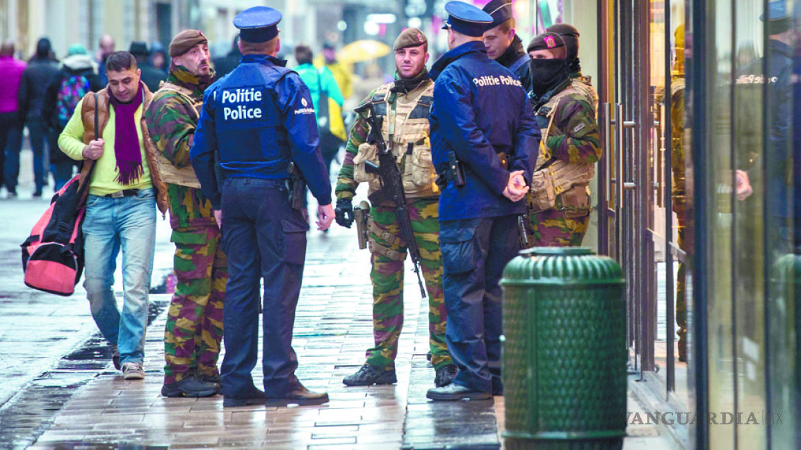 Bruselas, capital de Europa se blinda contra terroristas