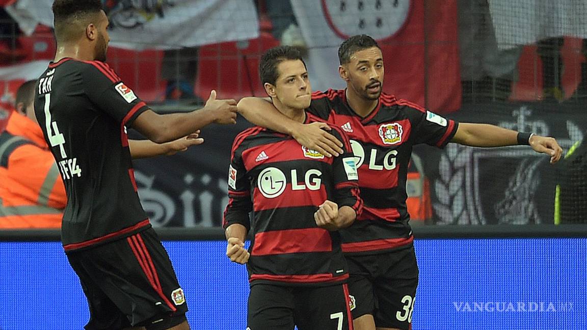 Suma 'Chicharito' su sexto partido con gol; Leverkusen pierde en casa