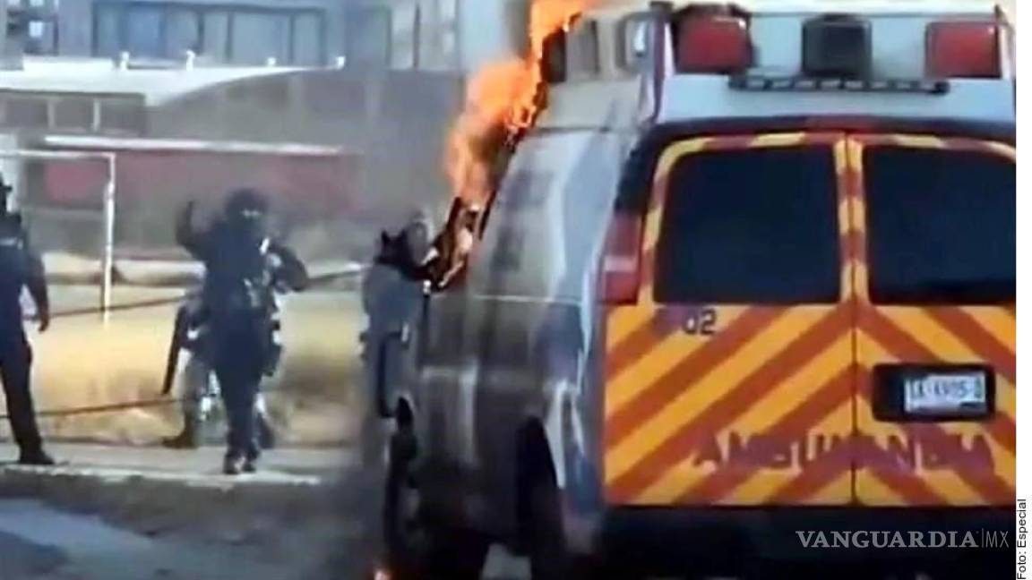 Asesinan a dos paramédicos e incendian ambulancia, tras acudir a emergencia en Celaya