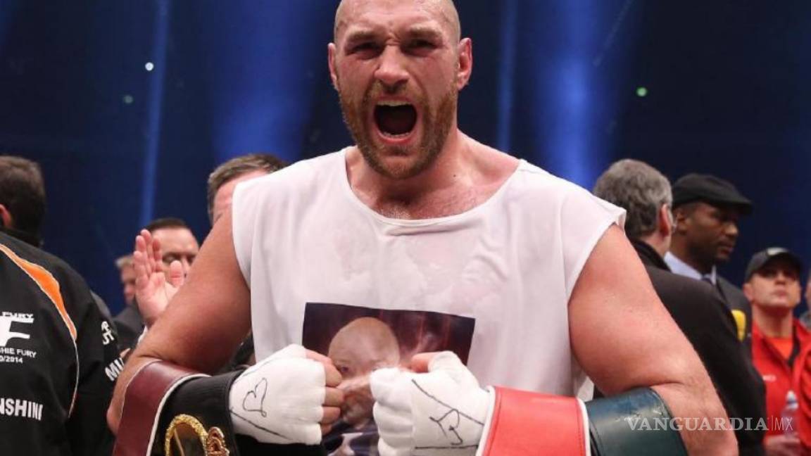Afirma Tyson Fury que puede vencer “con un brazo atado en la espalda” a Anthony Joshua