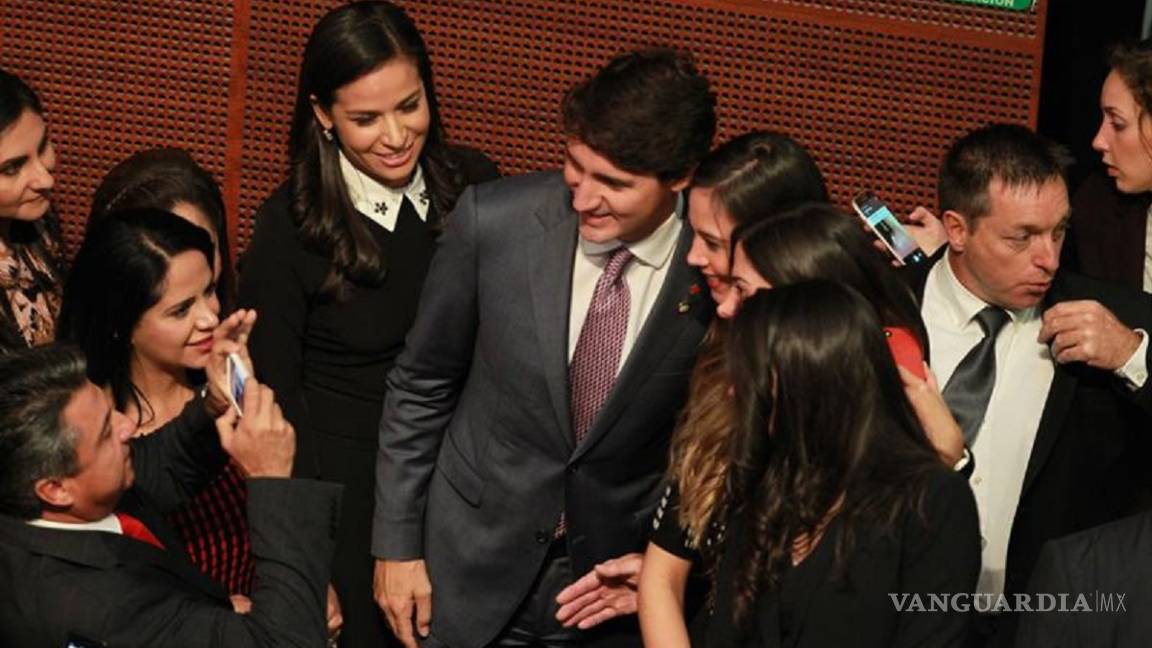El primer ministro canadiense, acosado por legisladoras mexicanas