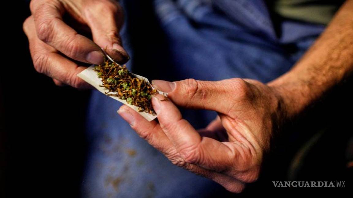 Debe derogarse prohibición de la mariguana en EU: NYT