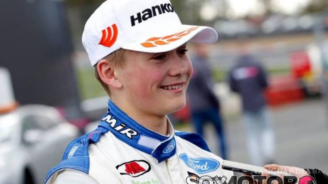 Piloto de 17 años de Fórmula 4 pierde ambas piernas tras chocar