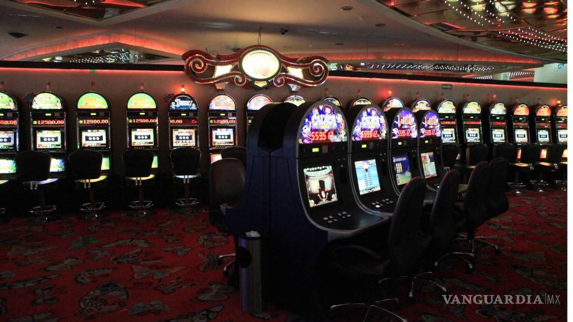 Gobierno de AMLO busca prohibir máquinas tragamonedas en casinos