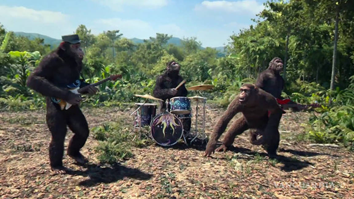 Integrantes de Coldplay se transformaron en simios en su nuevo clip