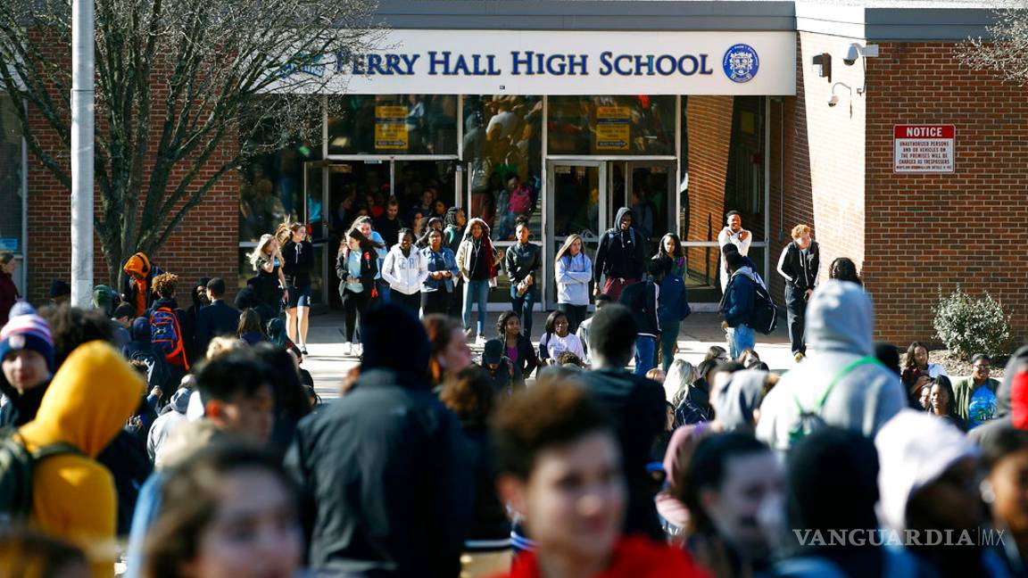 Miles de jóvenes en EU protestan contra violencia de armas $!Miles de jóvenes en EU protestan contra violencia de armas