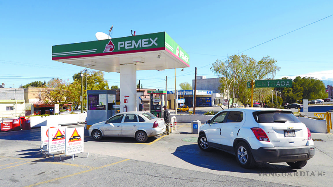 Inicia 'guerra' de precios de gasolina en Saltillo