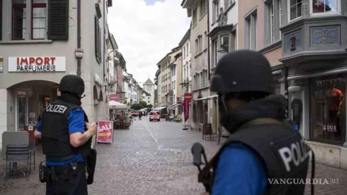 Hombre ataca con motosierra a personas en Suiza, reportan cinco heridos