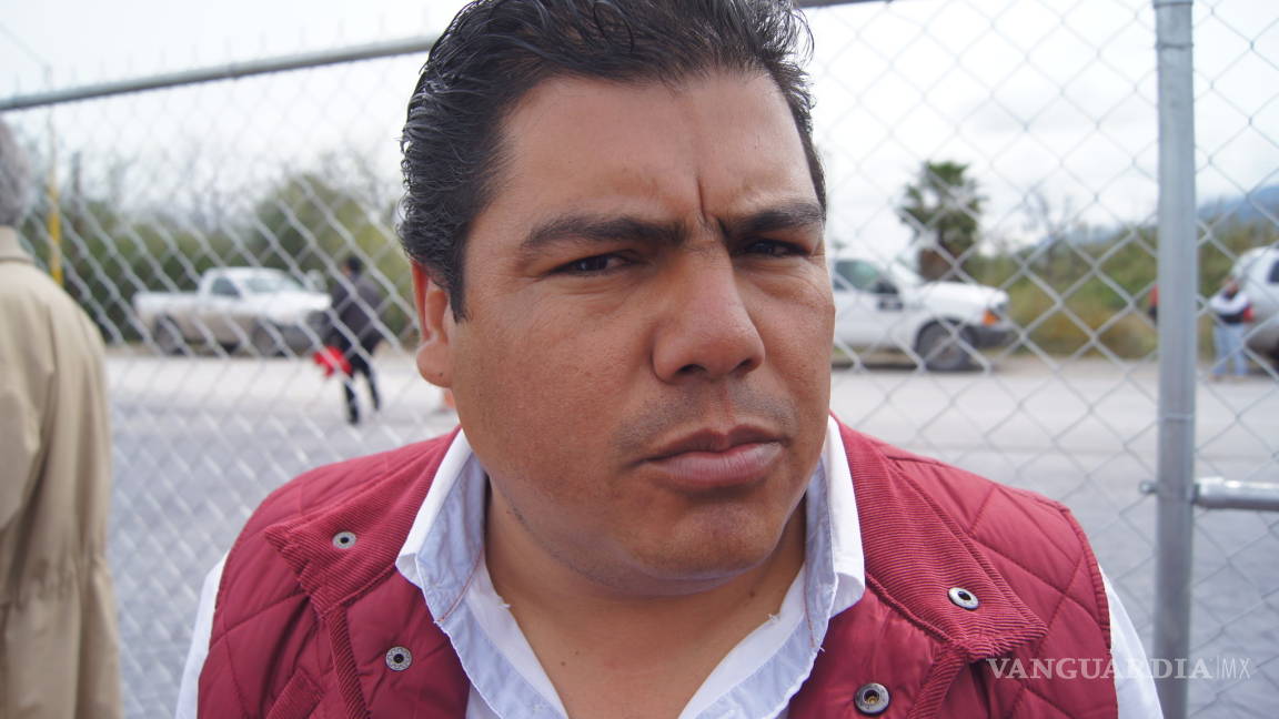 Padres de familia acusan al alcalde de Candela de quedarse con dinero de secundaria