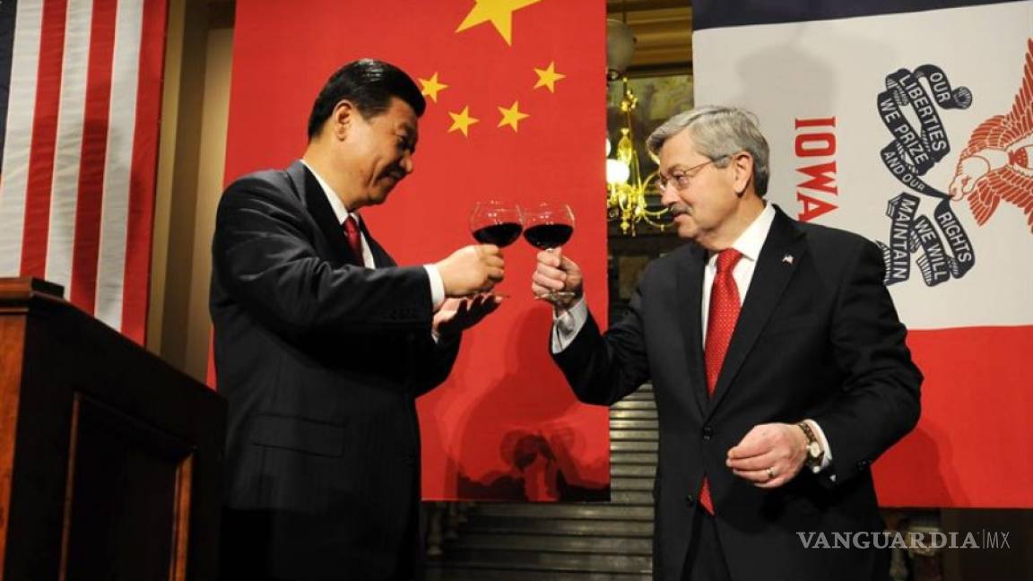 Trump elige de embajador en China al gobernador de Iowa, cercano a Xi Jinping