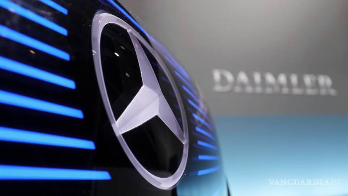 Registran fábricas de Daimler por sospecha de fraude en emisiones