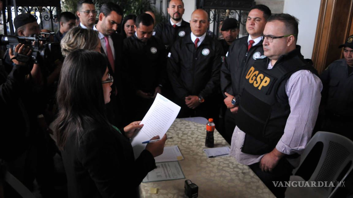 Cuenta la PGR con 19 pruebas contra Duarte