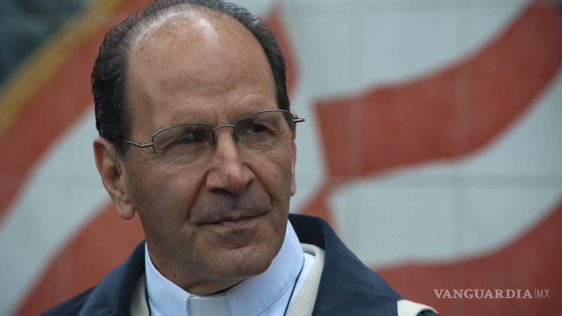 Solalinde acusa al “alto clero” de apartar al Papa de padres de los 43