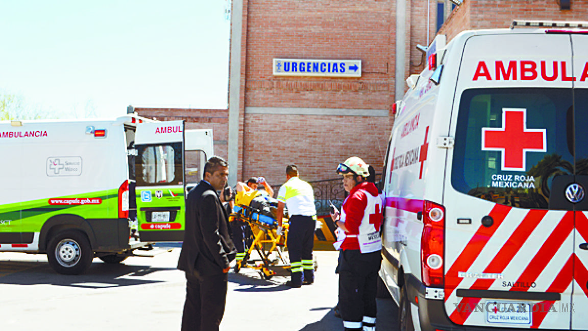 Volcadura deja 4 lesionados en la carretera Saltillo-Torreón