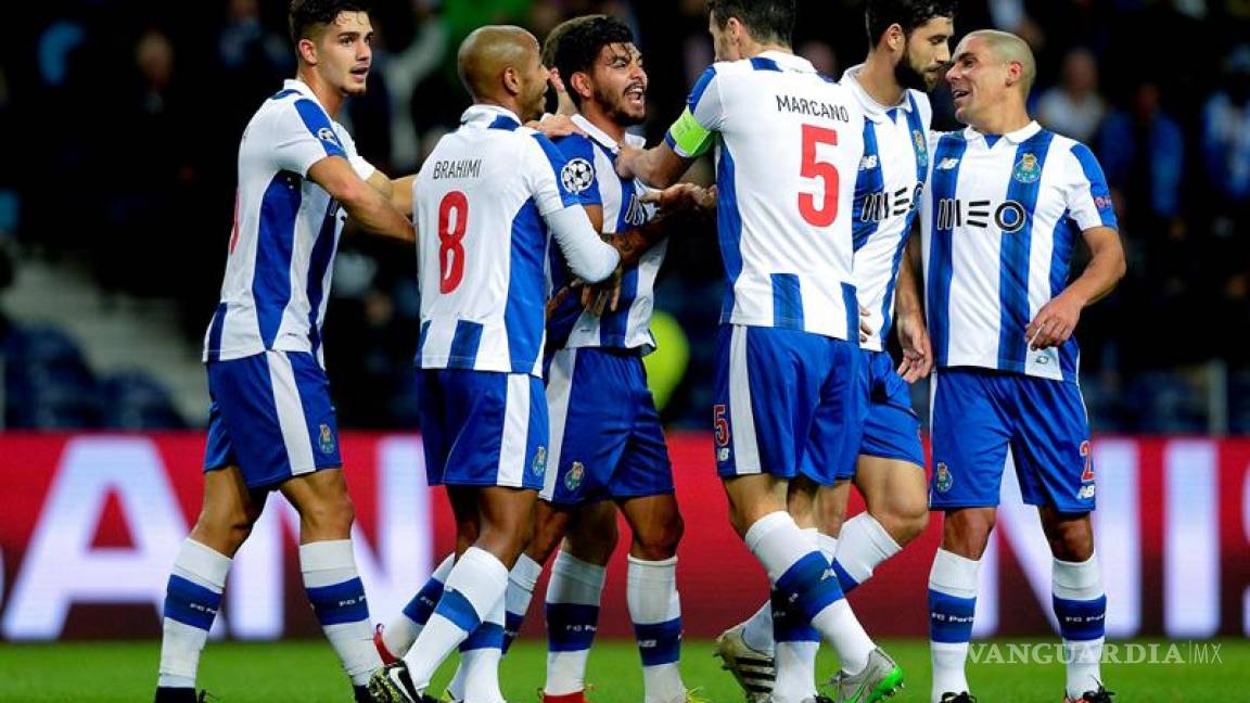 Porto avanzó a octavos de la Champions con golazo de 'Tecatito'
