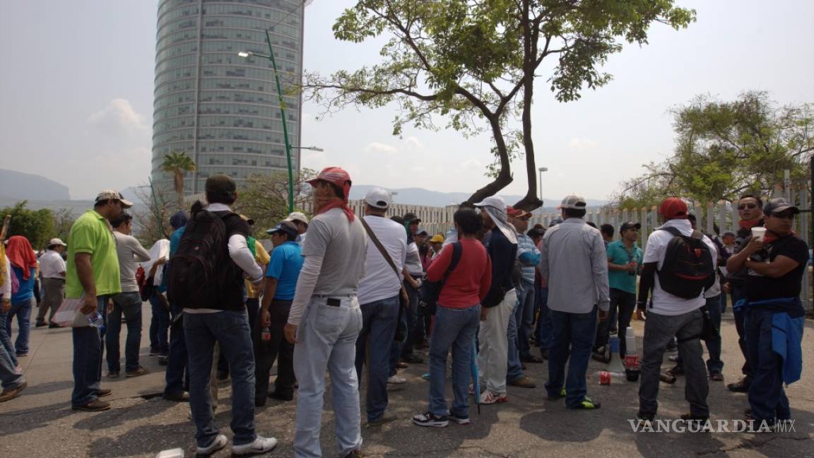 Se enfrentan integrantes de la sección 7 del SNTE en Chiapas