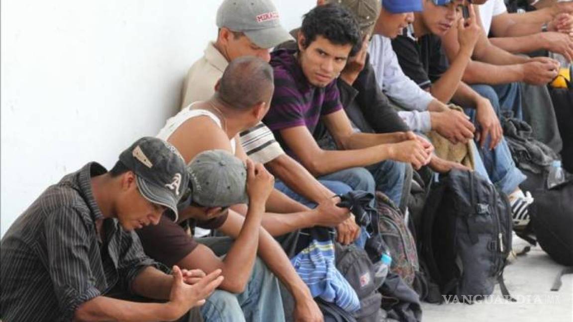 Rescatan a 50 migrantes centroamericanos en el Estado de México