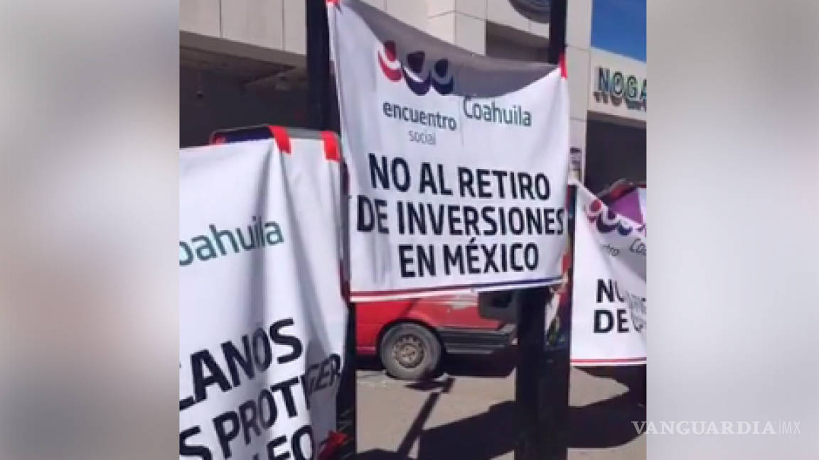 Encuentro Social protesta frente a concesionaria de FORD en Saltillo