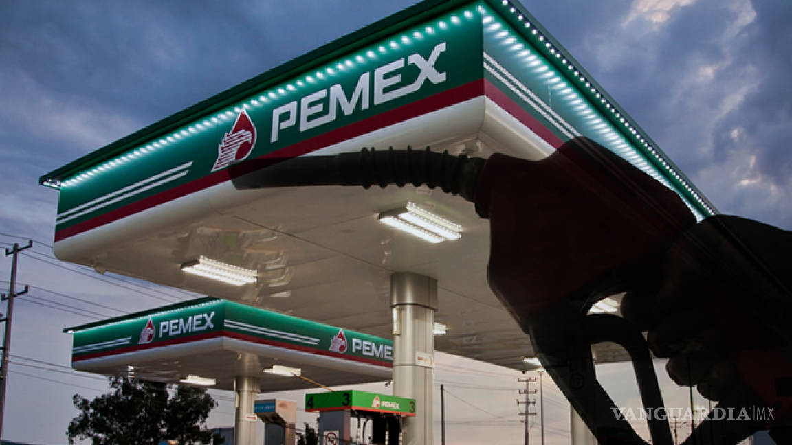 Pemex sienta bases para subasta de transporte de gasolinas