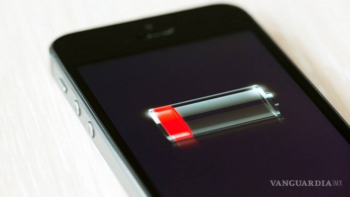 La última versión de iOS 'desaparece' la batería del iPhone