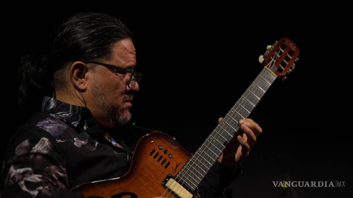 $!Héctor Zárate y Experimentrío ponen el jazz al Festival Internacional de Guitarra de México 2022
