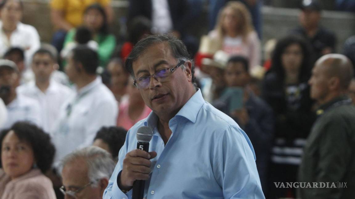 Cesan el fuego grupos armados en Colombia
