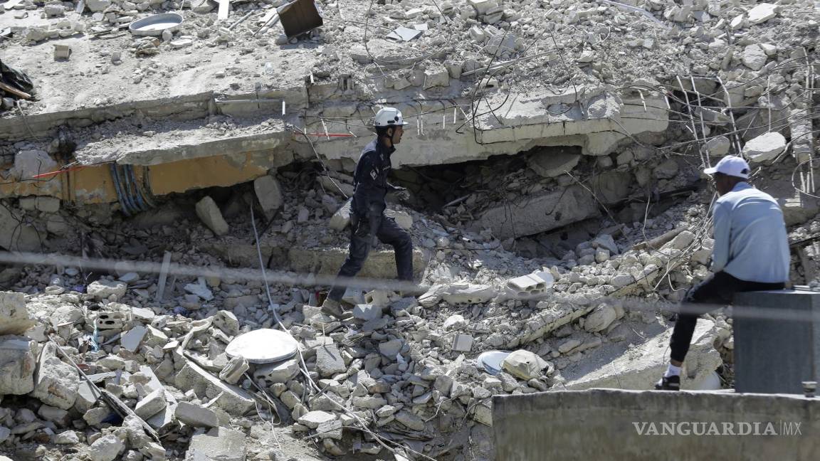 Fallecen 9 personas al derrumbarse edificio en Jordania