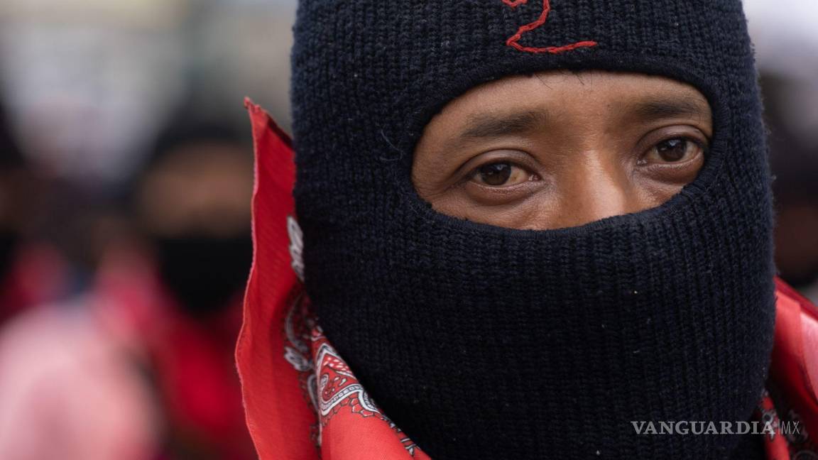 Ejército Zapatista desaparece municipios autónomos por violencia en Chiapas