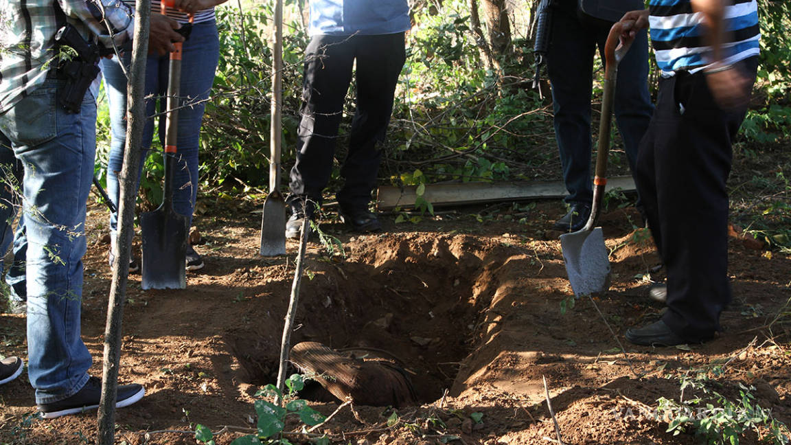 Hermanos que desaparecieron en 2012 son hallados en fosas de Morelos