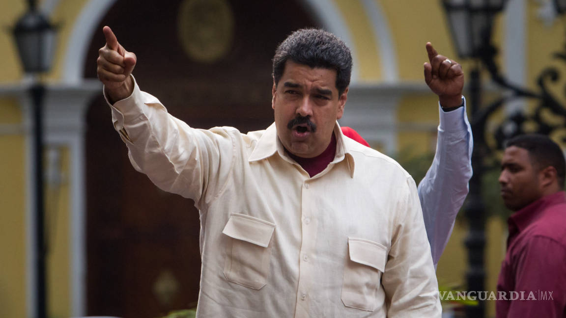 Maduro anuncia ofensiva contra adversarios