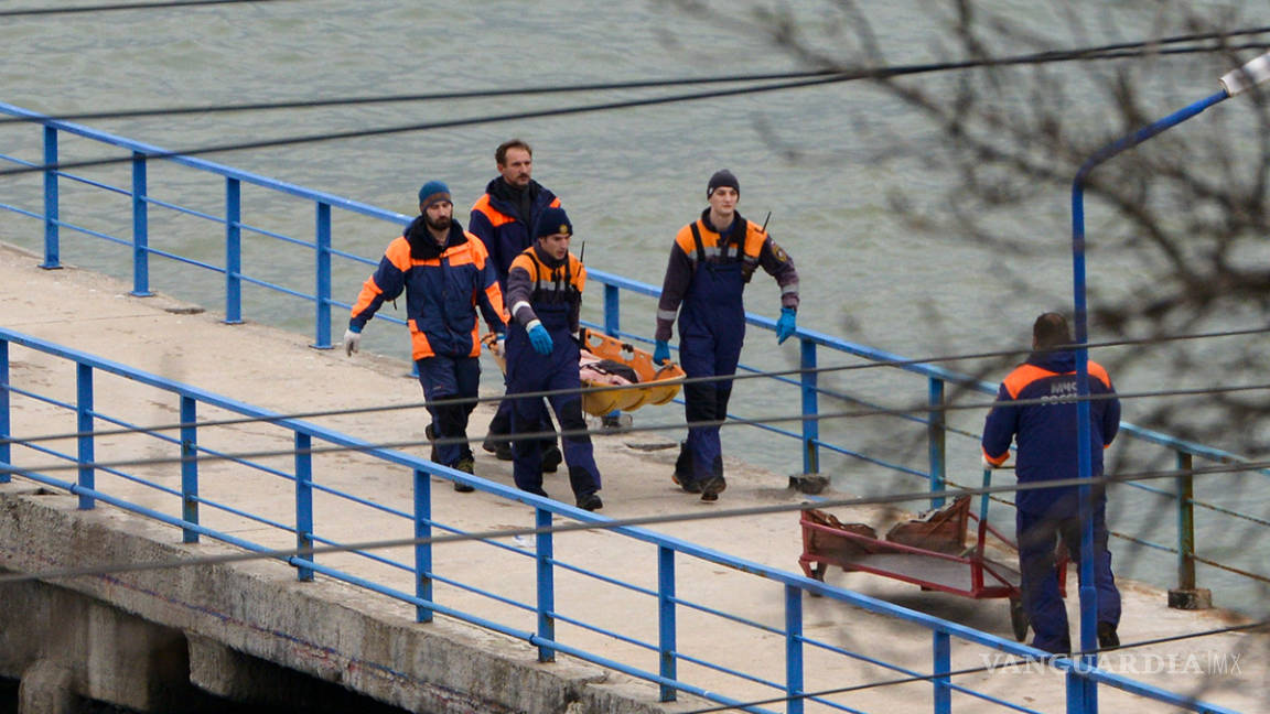 Músicos militares y periodistas viajaban en avión ruso que cayó en el Mar Negro